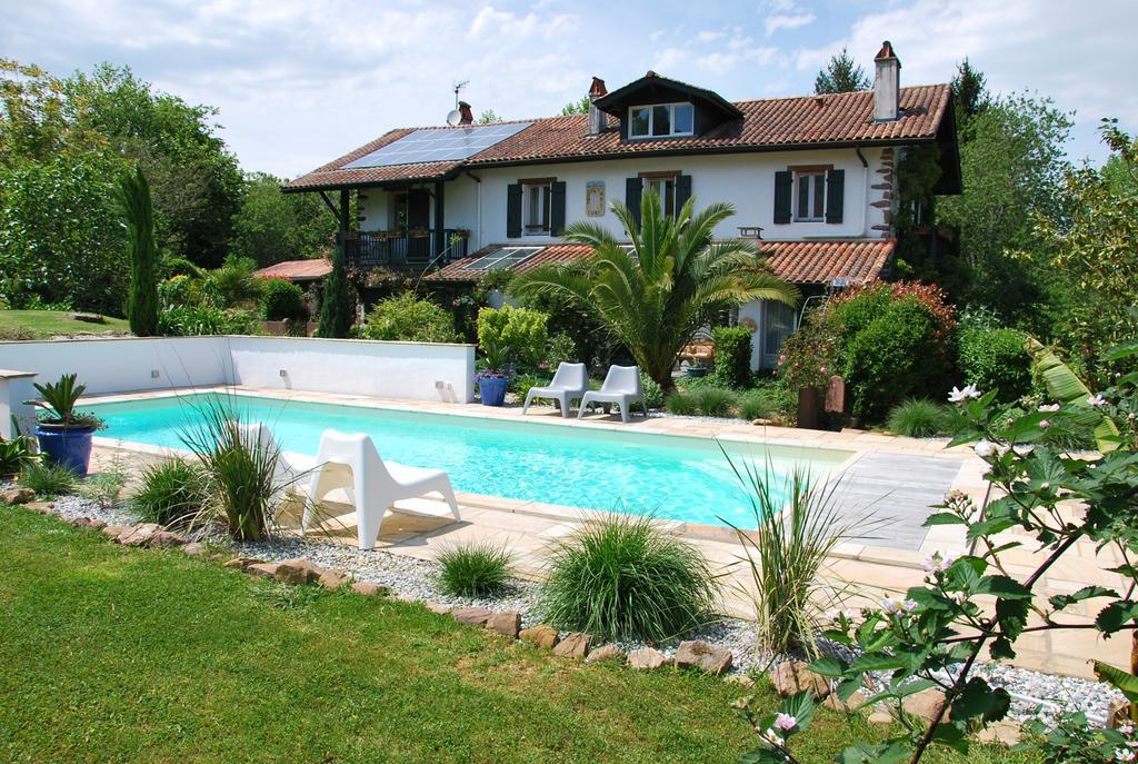 Maison Aretxola Sare Exterior photo
