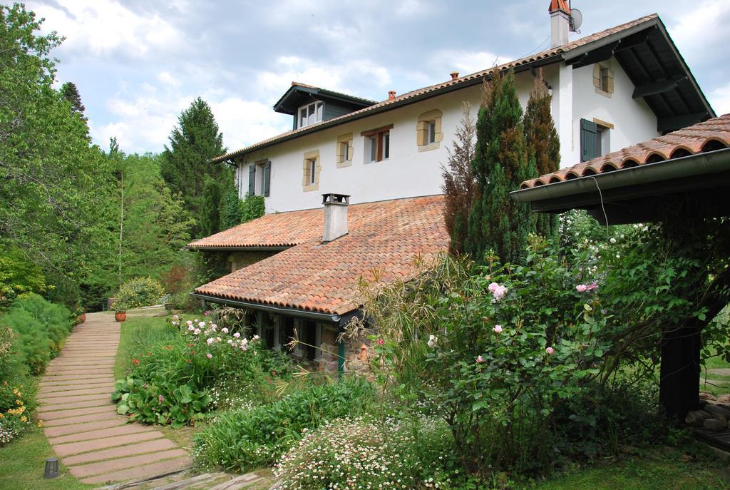 Maison Aretxola Sare Exterior photo